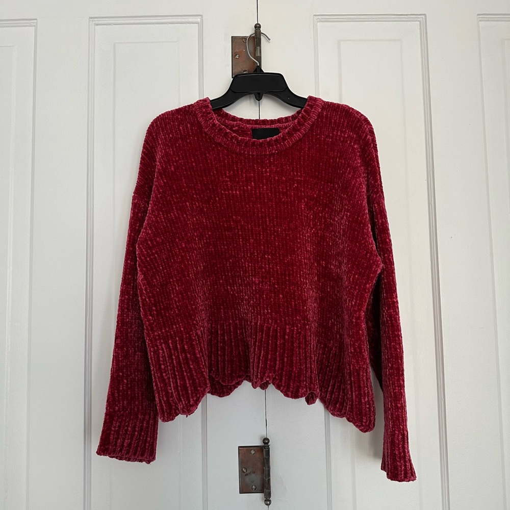 Cynthia Rowley Cozy Chenille Scallop Red Sweater • Size M - Picture 1 of 7